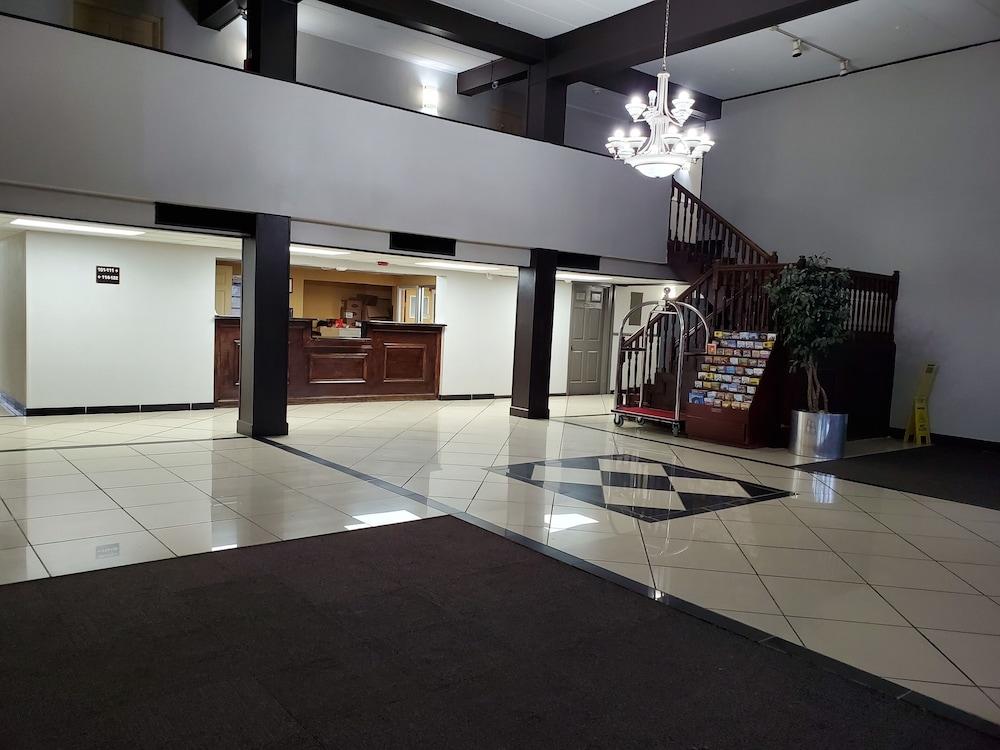 Royal Inn Hotel Indianapolis Exterior photo